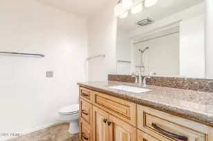 9732 W Newport Dr, Sun City, AZ 85351 - Photo 12