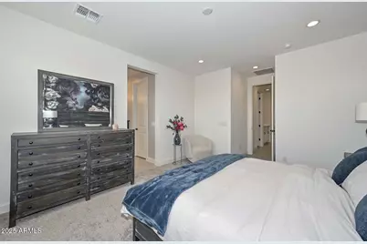 17141 W Middlebury Street, Surprise, AZ 85388 - Photo 34