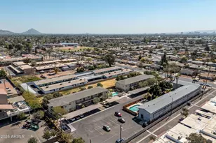 2016 W Orangewood Ave, Phoenix, AZ 85021 - Photo 14