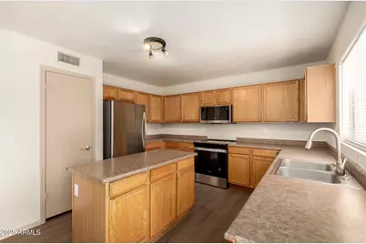 10479 W Emerald Lane, Avondale, AZ 85323 - Photo 10