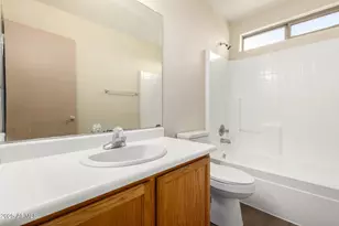 10479 W Emerald Ln, Avondale, AZ 85323 - Photo 16