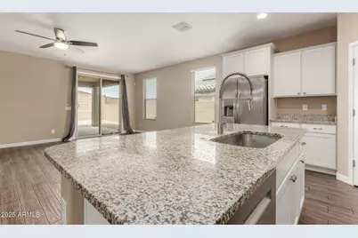 13530 W Briles Road, Peoria, AZ 85383 - Photo 16