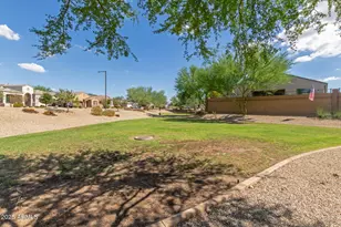 13530 W Briles Rd, Peoria, AZ 85383 - Photo 38