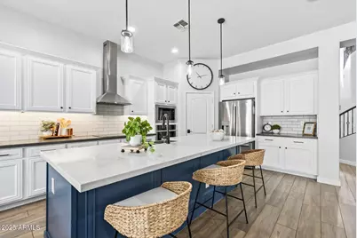 6858 W Peak View Road, Peoria, AZ 85383 - Photo 10