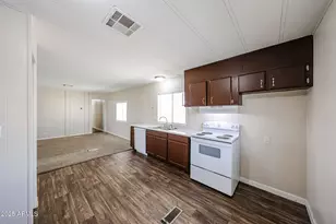 8301 N 103rd Ave, Peoria, AZ 85345 - Photo 6