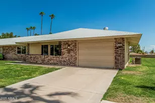 15401 N Cameo Dr, Sun City, AZ 85351 - Photo 10