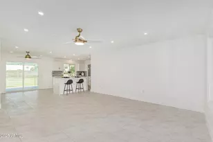 15401 N Cameo Dr, Sun City, AZ 85351 - Photo 12