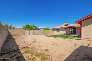 18240 N 34th Dr, Phoenix, AZ 85053 - Photo 26