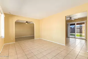 18240 N 34th Dr, Phoenix, AZ 85053 - Photo 4