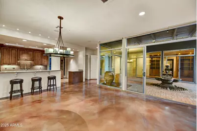 5652 N Scottsdale Road, Paradise Valley, AZ 85253 - Photo 8