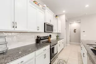 354 N Marcos Ct, Casa Grande, AZ 85194 - Photo 8