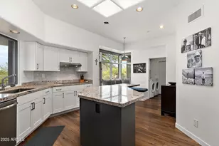 9934 E Graythorn Dr, Scottsdale, AZ 85262 - Photo 12