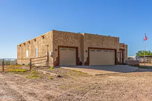 37416 N 240th Dr, Morristown, AZ 85342 - Photo 4