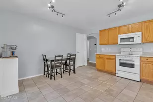 11216 W Sells Dr, Phoenix, AZ 85037 - Photo 12