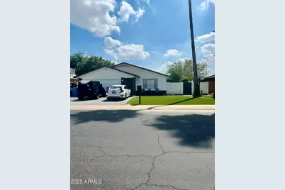 3837 W Acapulco Lane, Phoenix, AZ 85053 - Photo 1