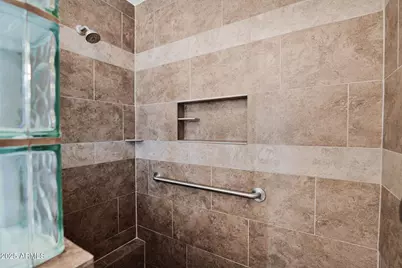 9529 W Glen Oaks Circle N, Sun City, AZ 85351 - Photo 18