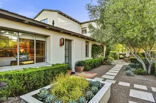 3007 N Manor Dr W, Phoenix, AZ 85014 - Photo 6