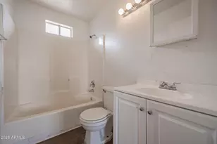 622 N 30th Pl, Phoenix, AZ 85008 - Photo 8