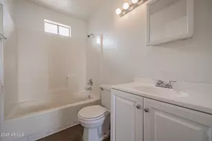 622 N 30th Pl, Phoenix, AZ 85008 - Photo 8