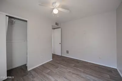 622 N 30th Place #4, Phoenix, AZ 85008 - Photo 10