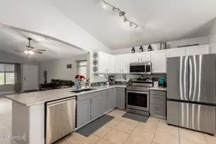 43298 W Arizona Ave, Maricopa, AZ 85138 - Photo 10