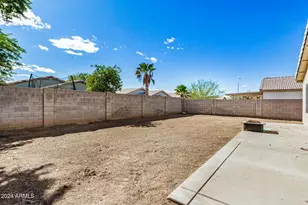 8757 W Griswold Rd, Peoria, AZ 85345 - Photo 20