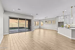 32480 N 134th Ln, Peoria, AZ 85383 - Photo 2