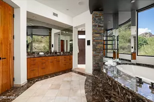 7451 N Las Brisas Ln, Paradise Valley, AZ 85253 - Photo 32