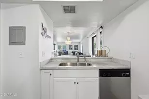 5110 N 31st Way, Phoenix, AZ 85016 - Photo 12