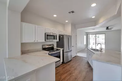 9135 W Monte Vista Road, Phoenix, AZ 85037 - Photo 1