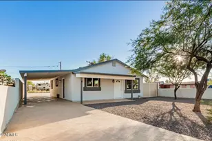 2951 W Holly St, Phoenix, AZ 85009 - Photo 1