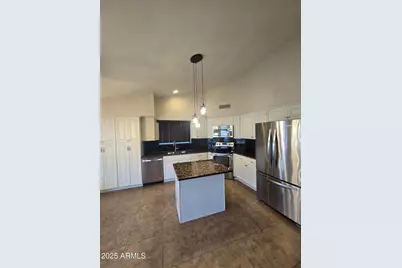 2520 E Granite View Drive, Phoenix, AZ 85048 - Photo 1
