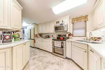 17200 W Bell Road #2313, Surprise, AZ 85374 - Photo 4