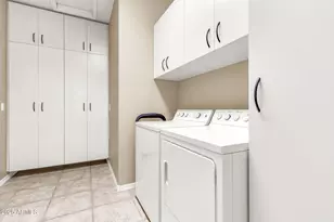 3929 E Peach Tree Dr, Chandler, AZ 85249 - Photo 36