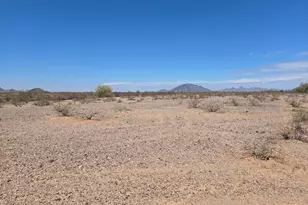 426Xx W Montebello Ave, Tonopah, AZ 85354 - Photo 1