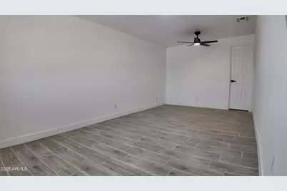 1340 N 38th Drive, Phoenix, AZ 85009 - Photo 10