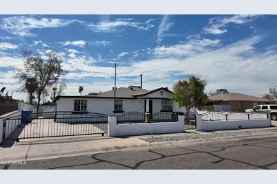 1340 N 38th Drive, Phoenix, AZ 85009 - Photo 2