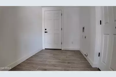 1340 N 38th Drive, Phoenix, AZ 85009 - Photo 16