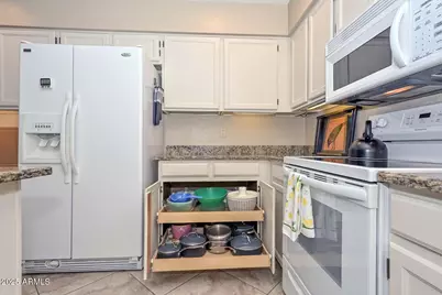 9441 W Morrow Drive, Peoria, AZ 85382 - Photo 20