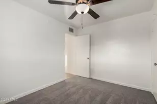 5632 N 38th Dr, Phoenix, AZ 85019 - Photo 14