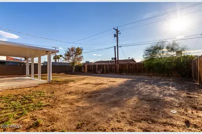 5632 N 38th Drive, Phoenix, AZ 85019 - Photo 24