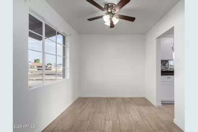 5632 N 38th Drive, Phoenix, AZ 85019 - Photo 8
