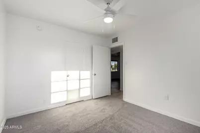 5632 N 38th Drive, Phoenix, AZ 85019 - Photo 16
