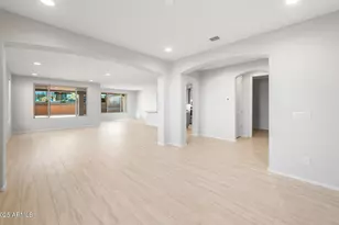 26637 W Kimberly Way, Buckeye, AZ 85396 - Photo 6