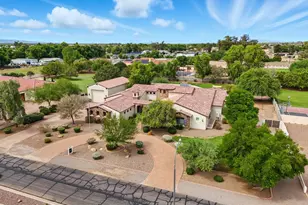 12622 E Victoria St, Chandler, AZ 85249 - Photo 2