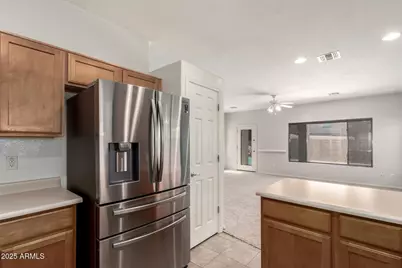 2324 S 88th Drive, Tolleson, AZ 85353 - Photo 12