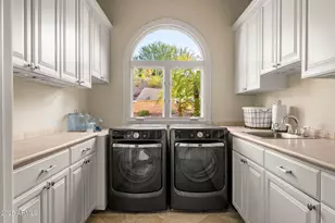 4490 E Valley Vista Ln, Paradise Valley, AZ 85253 - Photo 34