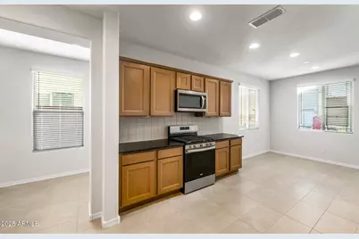 16230 W Pinnacle Vista Drive, Surprise, AZ 85387 - Photo 4