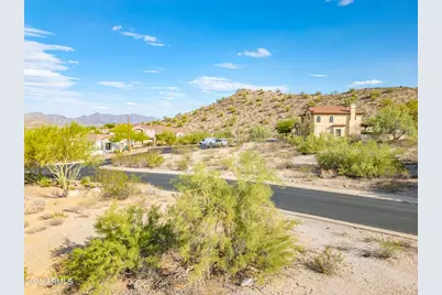 18292 W Santa Alberta Lane #26, Goodyear, AZ 85338 - Photo 16