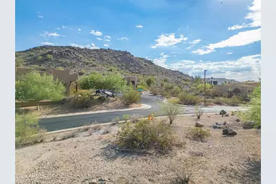 18292 W Santa Alberta Lane #26, Goodyear, AZ 85338 - Photo 14